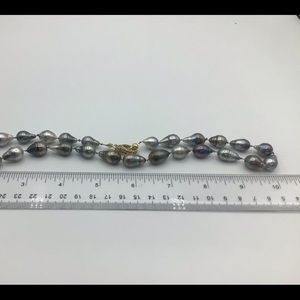 Tahitian pearl necklace, 18 inches,
